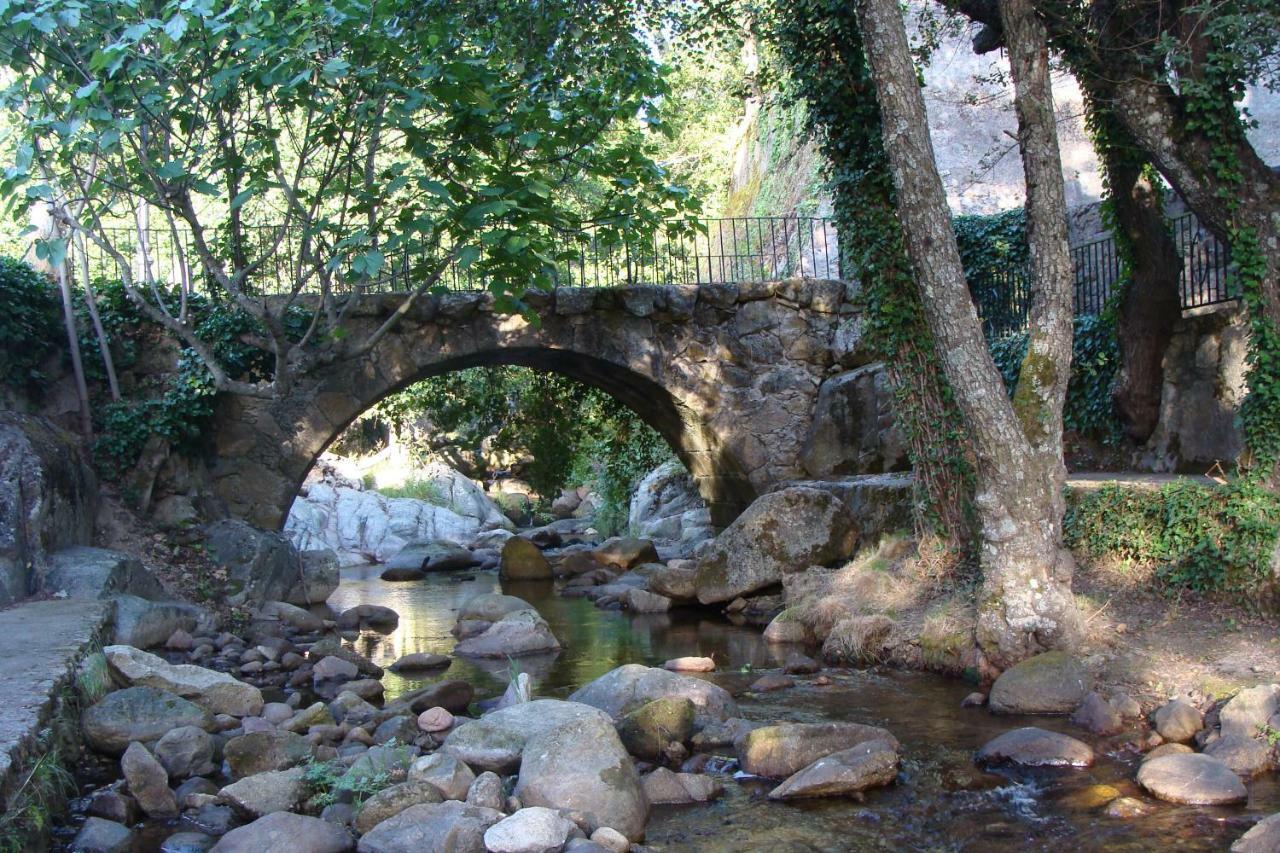Apartamentos Rurales Manolo Casas del Monte Exteriör bild